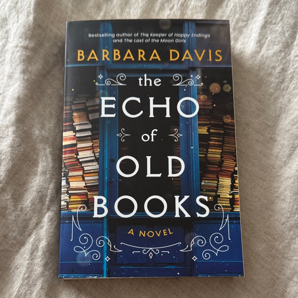 Barbara Davis — The Echo of Old Books